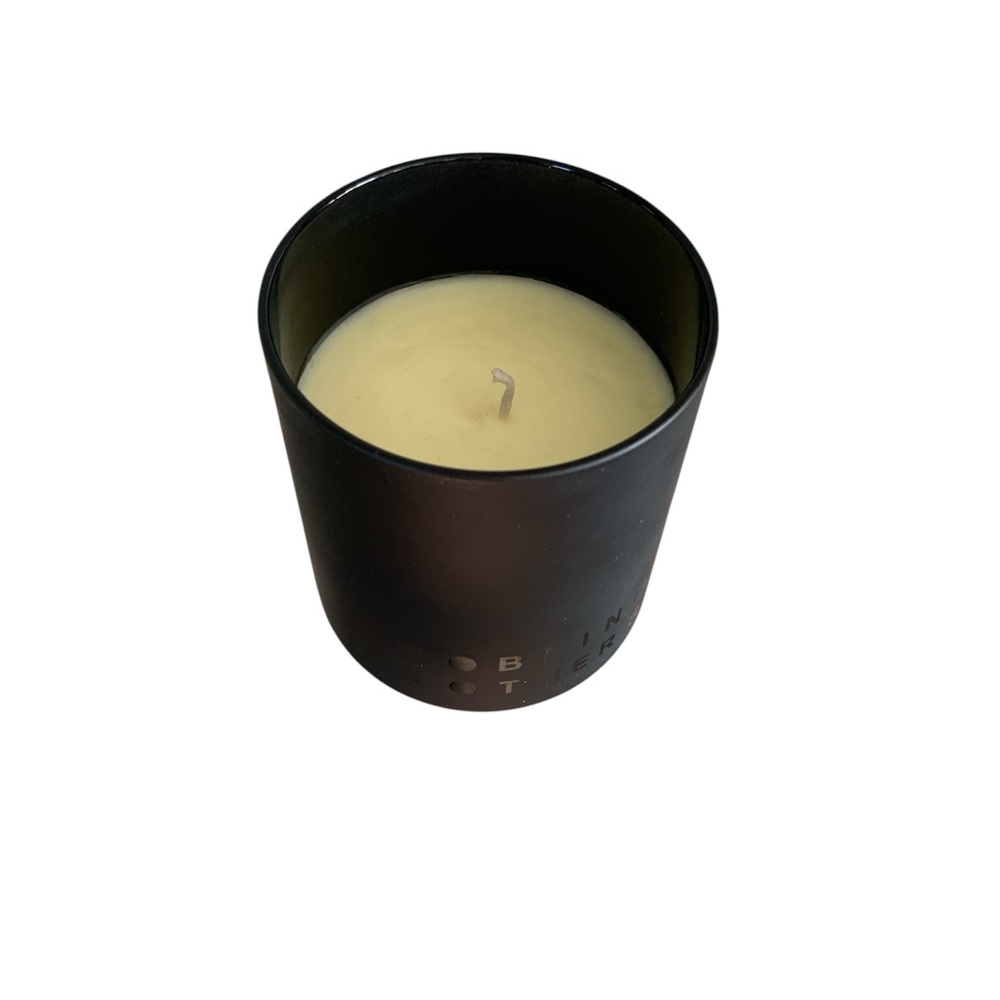 Two Blind Brothers Hand Poured Blackout Candle 12oz Saddlewood Scented - Picture 9 of 11